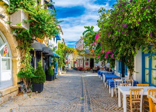 Cesme - Alacati Tour from Izmir - 2